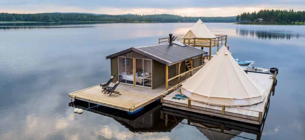 Floating Safari Camp - Summer in Sweden