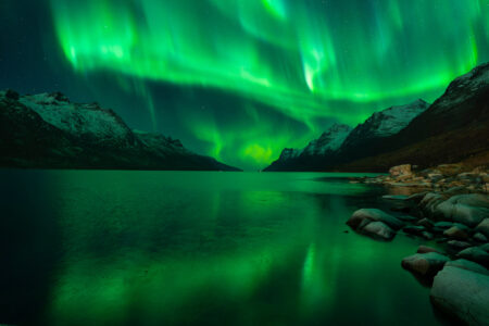 Where and When to Experience the Northern Lights at Their Best