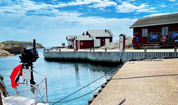 Weather Islands, Vaderoarna