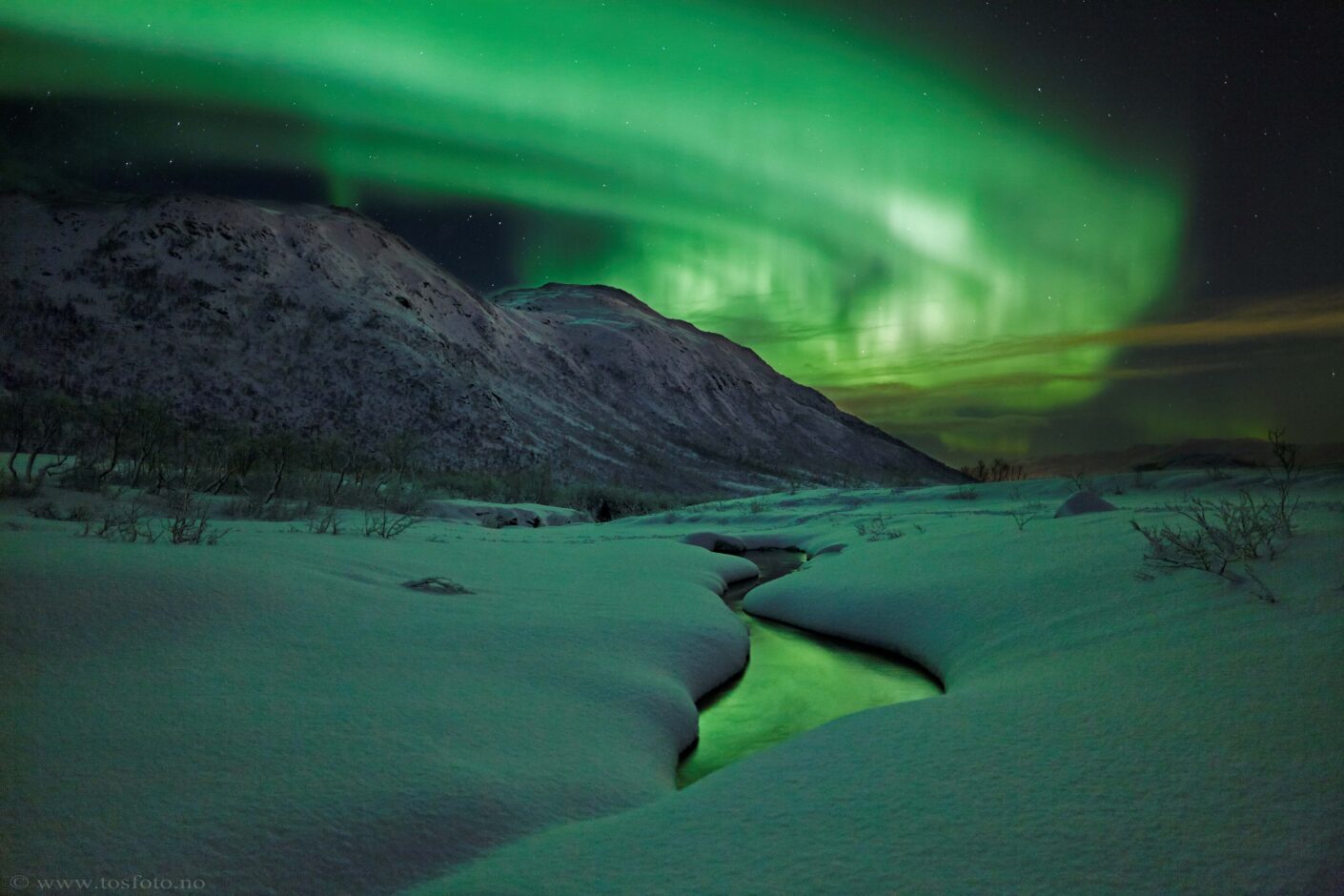 Luxury Northern Lights Holidays in Norway | Travel with Off The Map