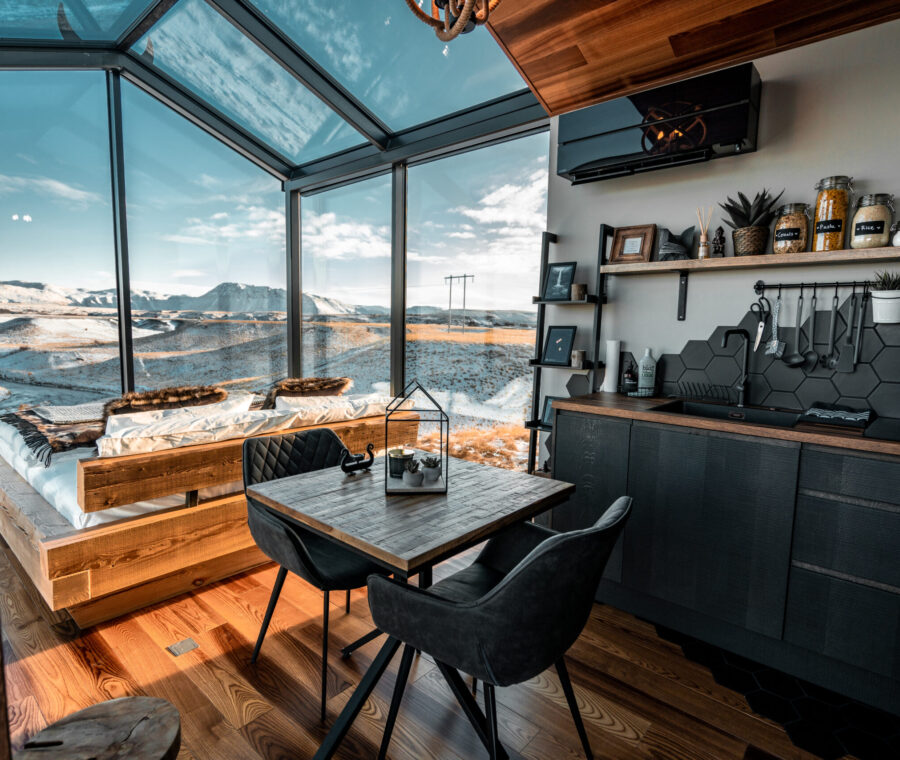 Panorama Glass Lodge