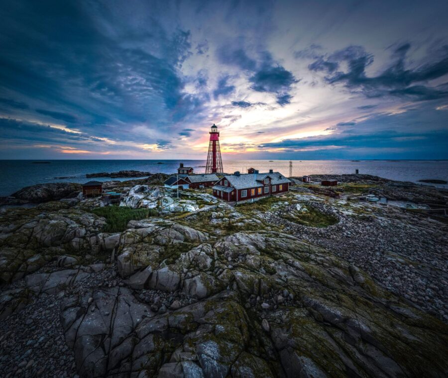 Escape to Pater Noster